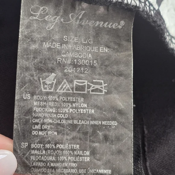 Leg Avenue Queen of Hearts Costume – Red Black Gold Dress - Picture 6 of 7